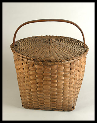 Shaker Basket with Cover